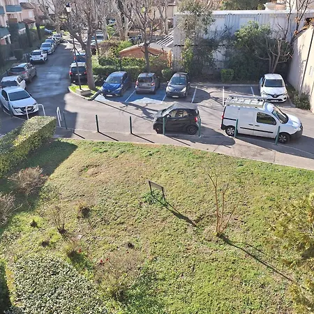 Parc De La Roseraie Apartment Marseille